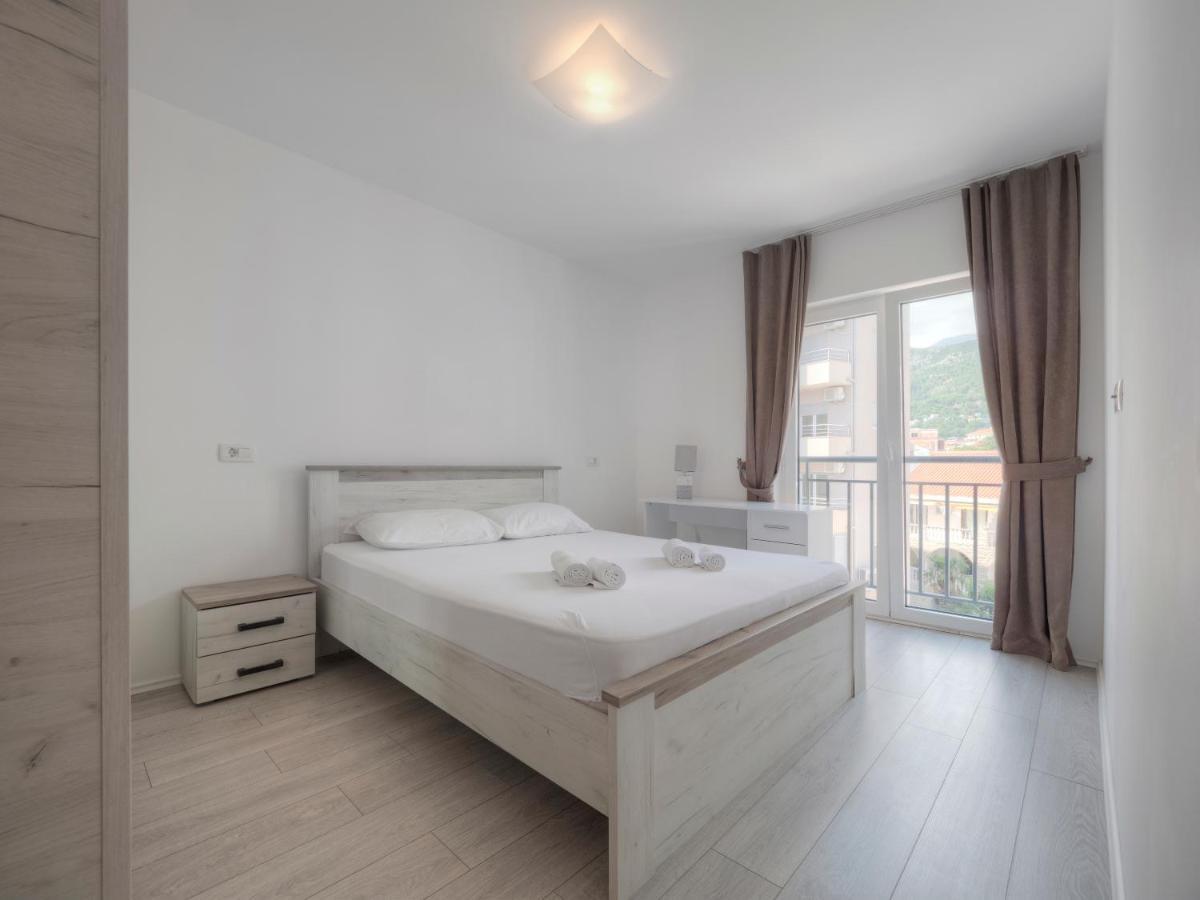 Family Three Bedroom Apartment Brando بودفا المظهر الخارجي الصورة