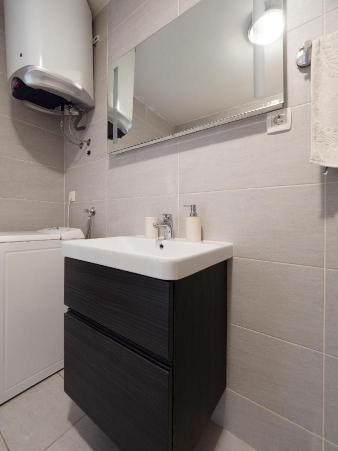 Family Three Bedroom Apartment Brando بودفا المظهر الخارجي الصورة