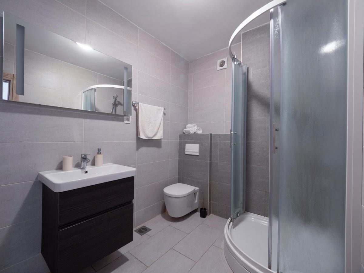 Family Three Bedroom Apartment Brando بودفا المظهر الخارجي الصورة